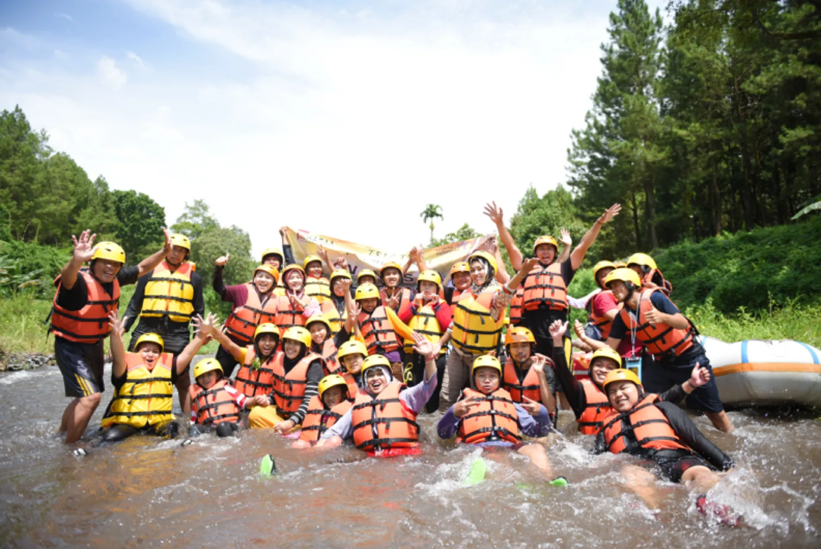 CV. Nasaa Architecture dari Blitar memilih Banyuwangi sebagai tempat untuk outing dan berwisata.