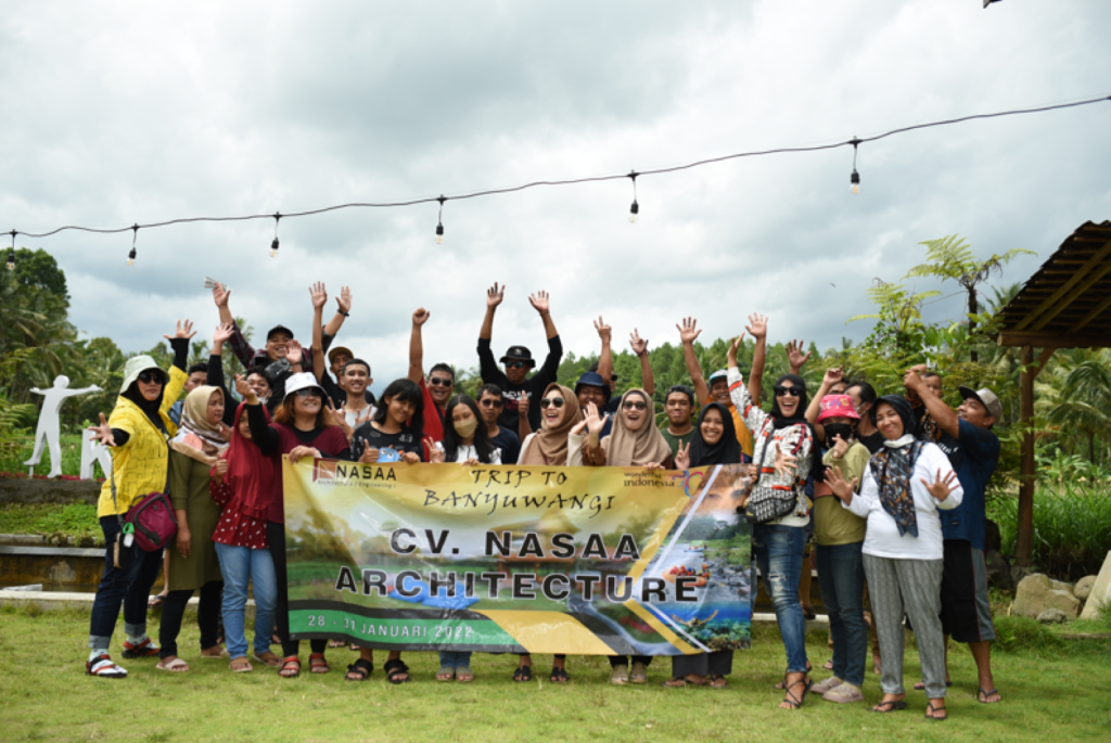 CV Nasaa Architecture Blitar Gathering di Kalisawah Adventure 